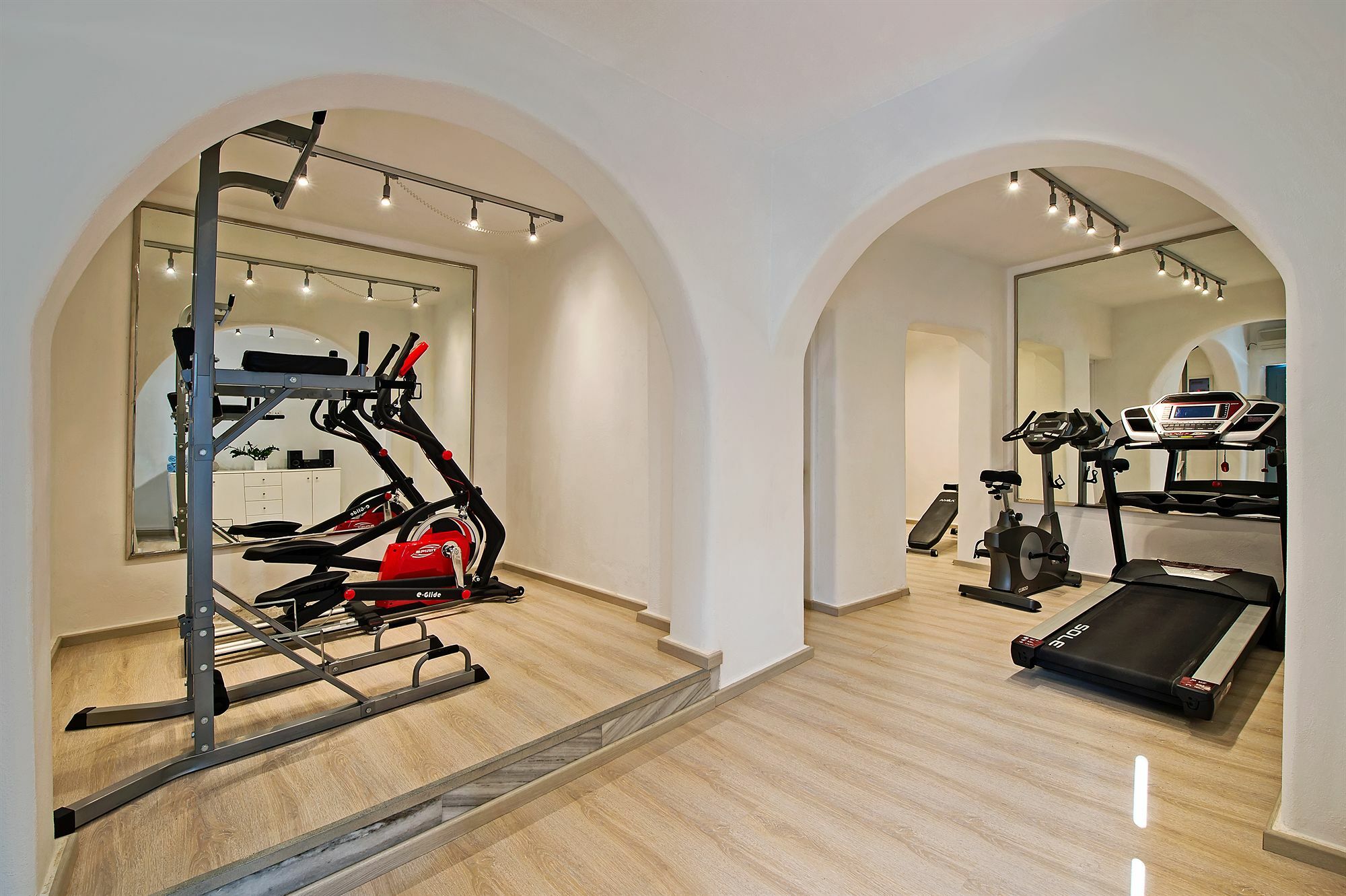 Pegasus 5* Imerovigli (Santorini)