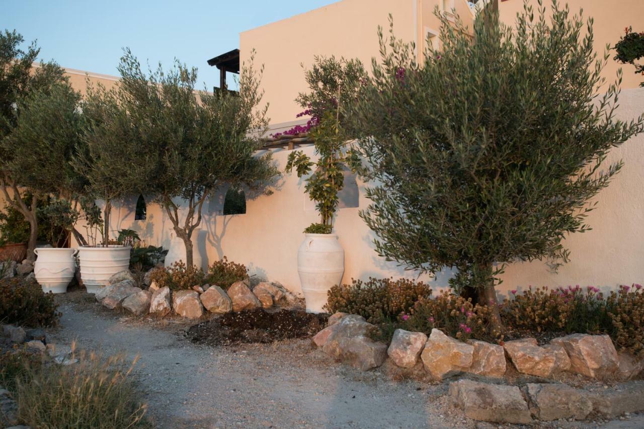 E & E Villa Kamari (Santorini)
