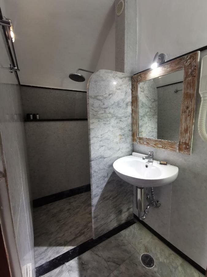 Zenith Blue Traditional Hotel 3*