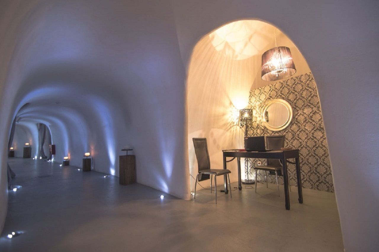 Hotel Grand Ambassador Santorini (adults Only)