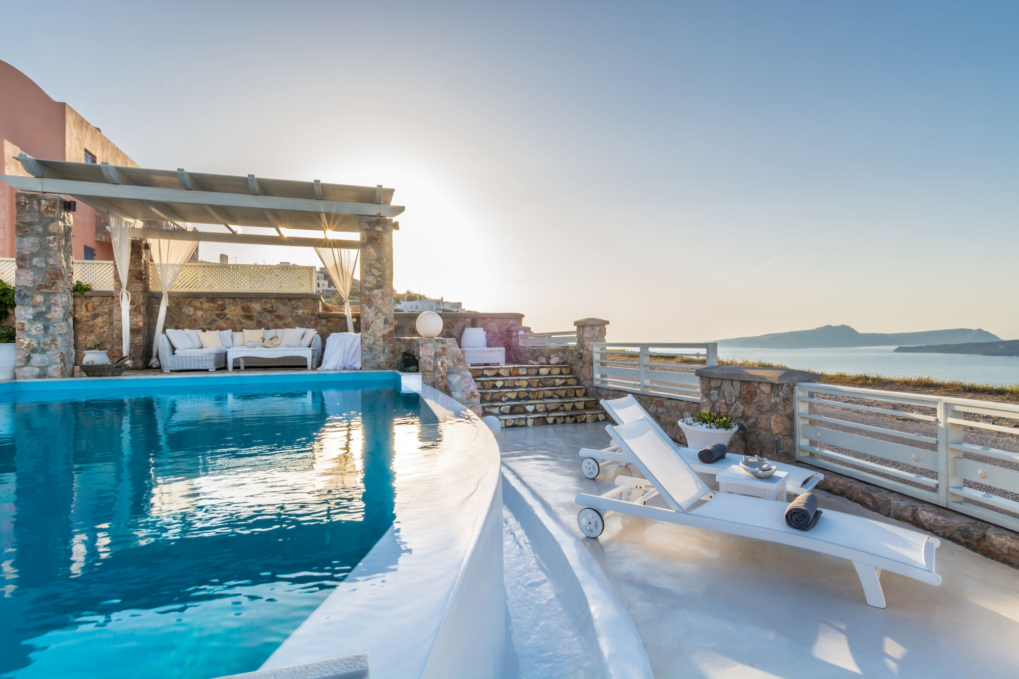 Michaela Akrotiri (Santorini)
