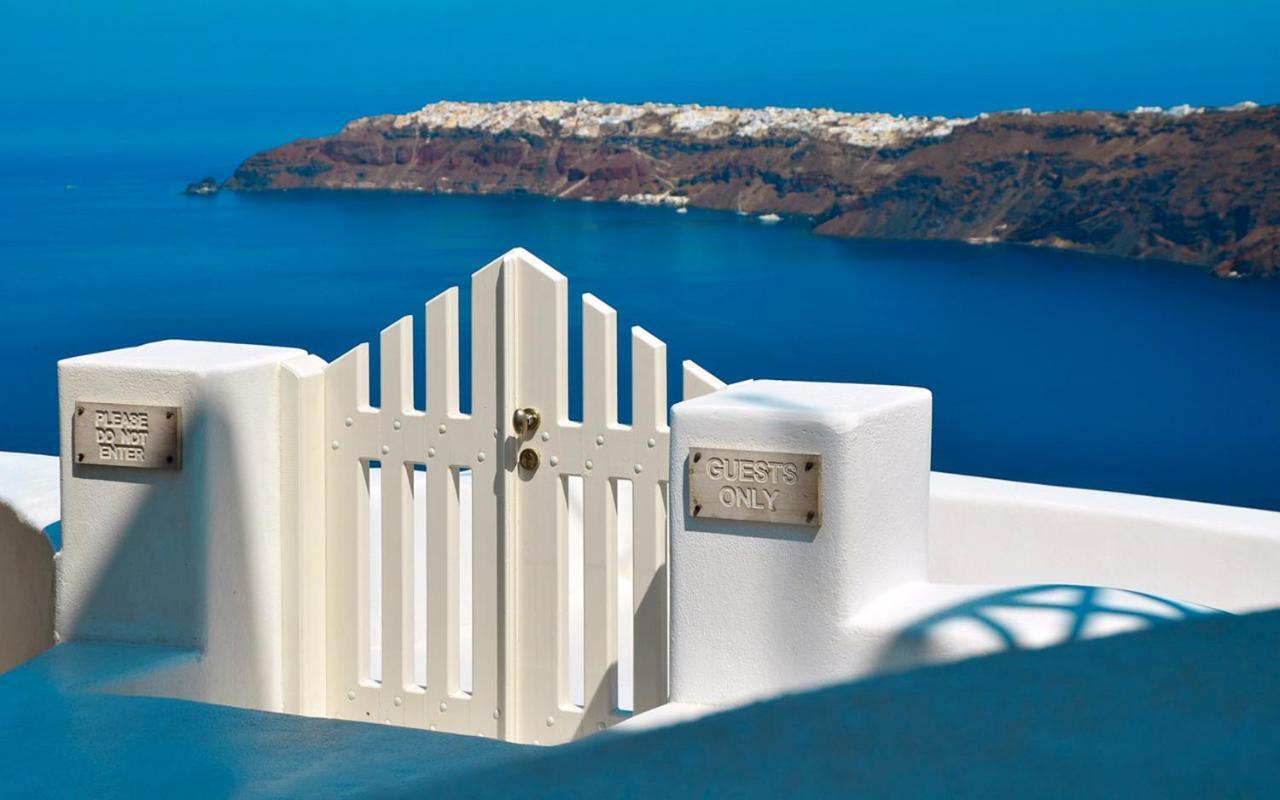 White Santorini Hotel