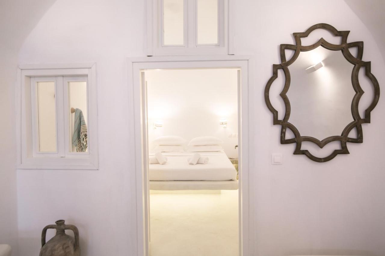 Morfi Cave House *