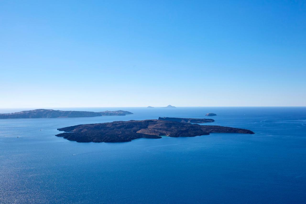 Gitsa Cliff Luxury Villa *