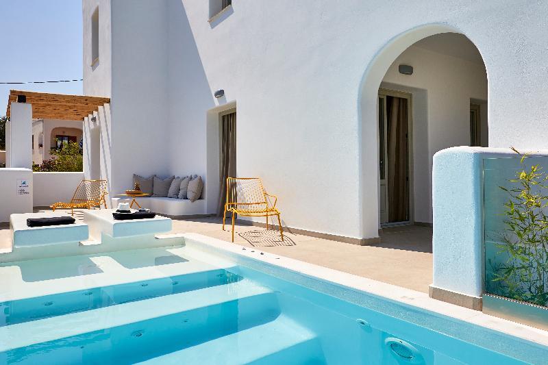 Altera Pars Hotel Messaria (Santorini)