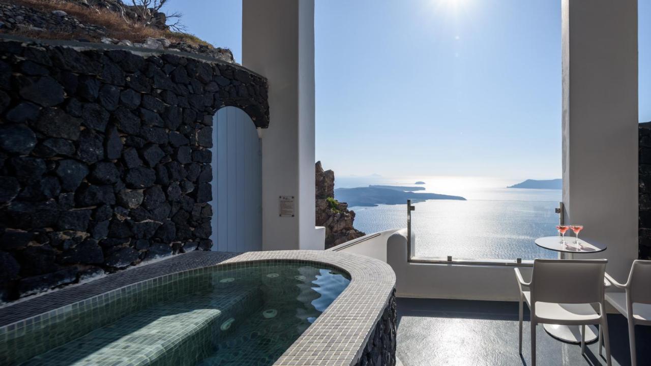 Pegasus 5* Imerovigli (Santorini)