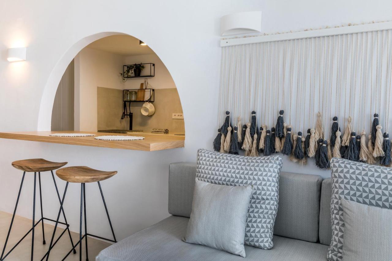 Villa 3 Caves By Caldera Oia (Santorini)