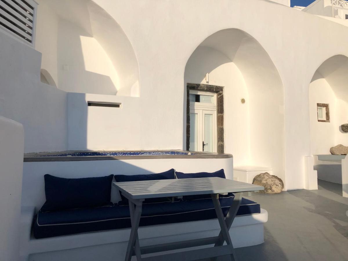 Altana Cliffside Villa *
