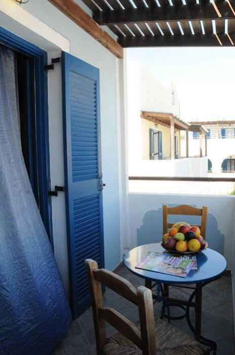 Eleftheria Perivolos (Santorini)
