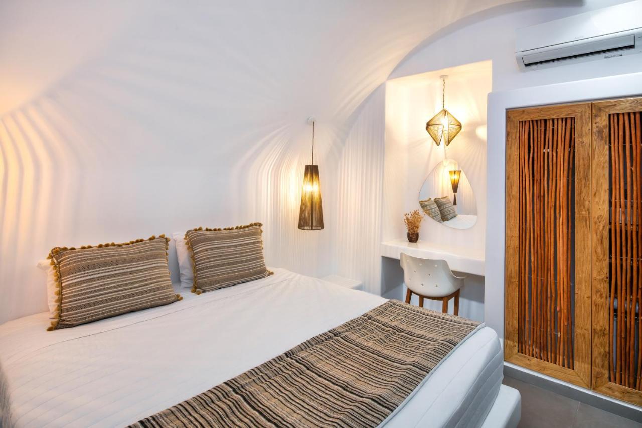Evgenia & By Calm Collection Hotel