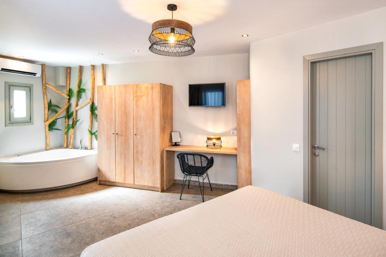 Aparthotel Fomithea Kamari (Santorini)