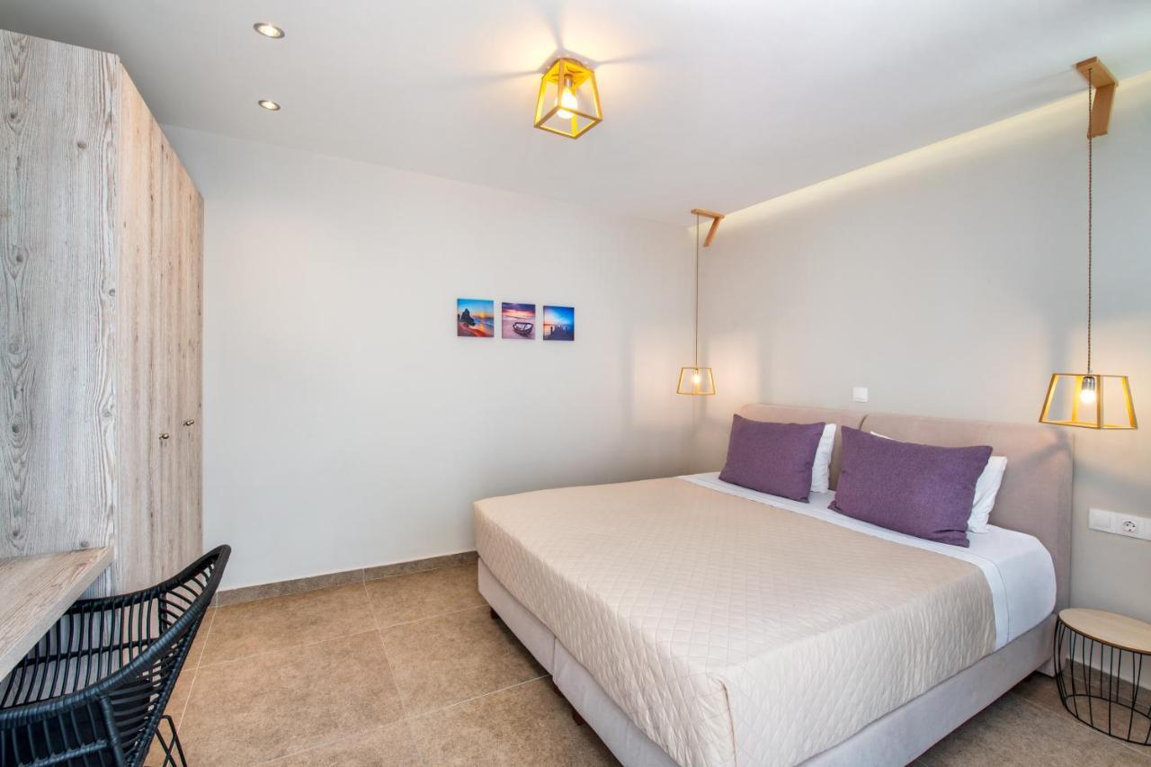 Aparthotel Fomithea Kamari (Santorini)