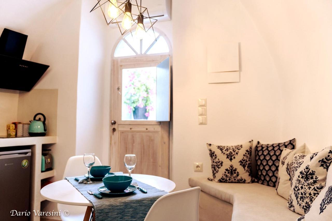 Santorinian Lava House Holiday home *