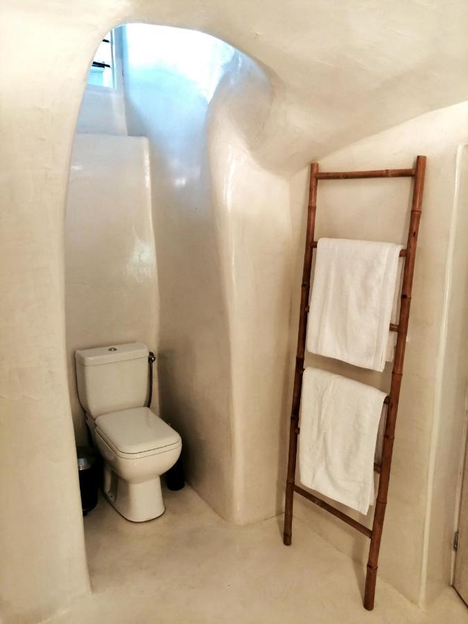 Holiday home Santorinian Lava House