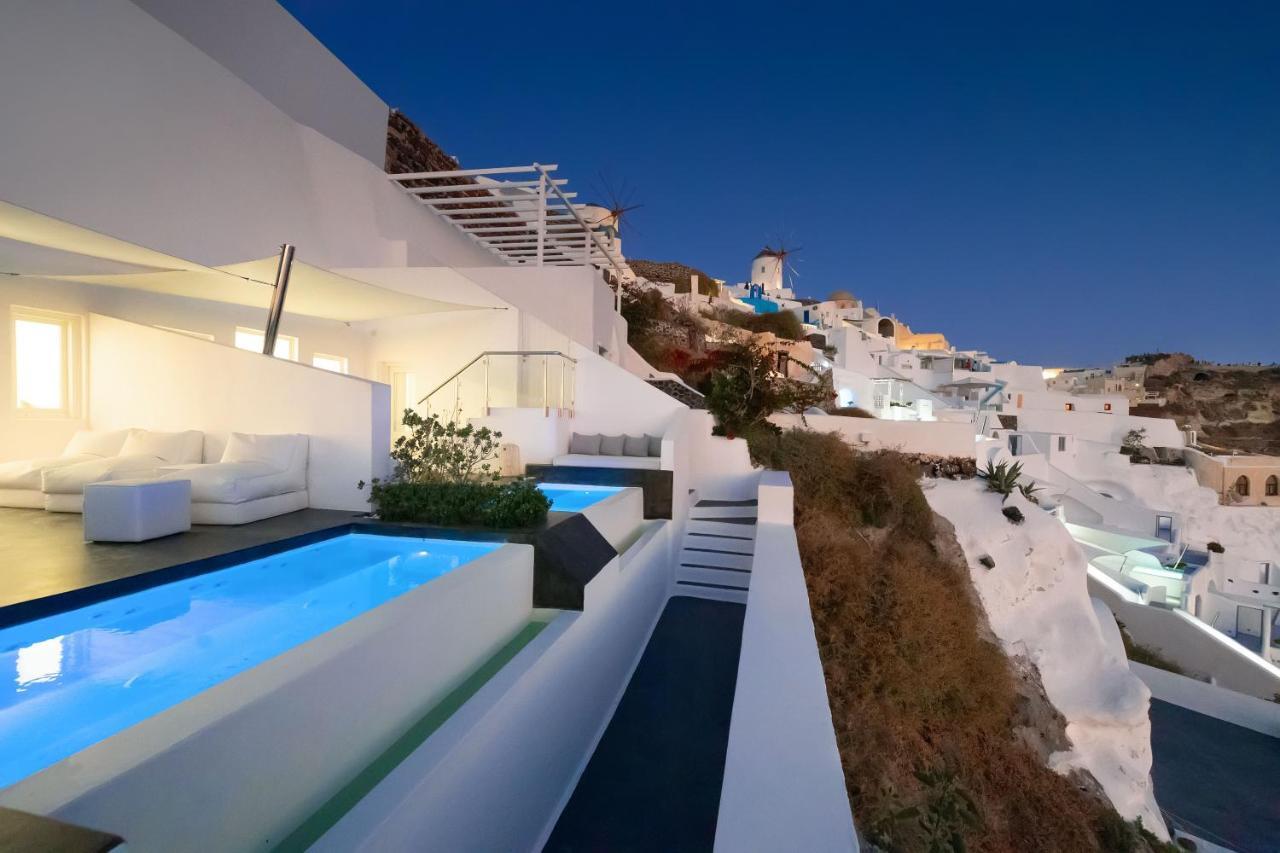 Marizan Caves & * Oia (Santorini)