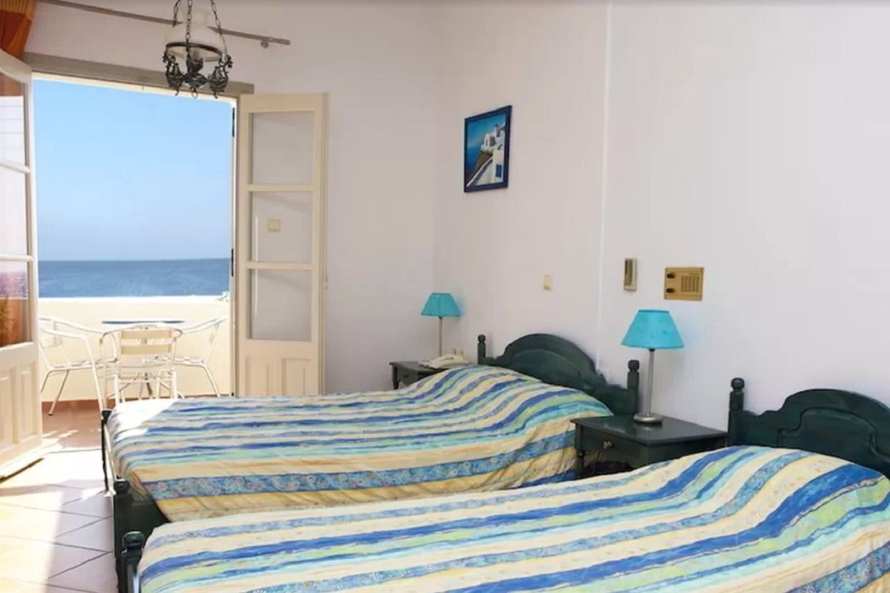 Elixir Del Mar On The 3* Kamari (Santorini)
