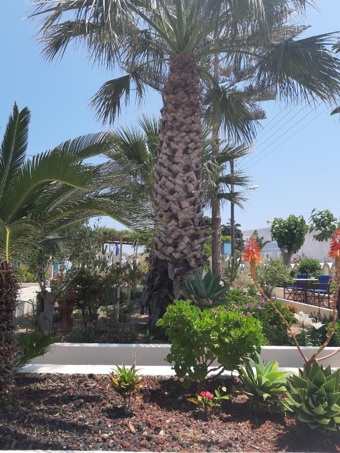 Villa Nikos Karamolegkos Kamari * Kamari (Santorini)