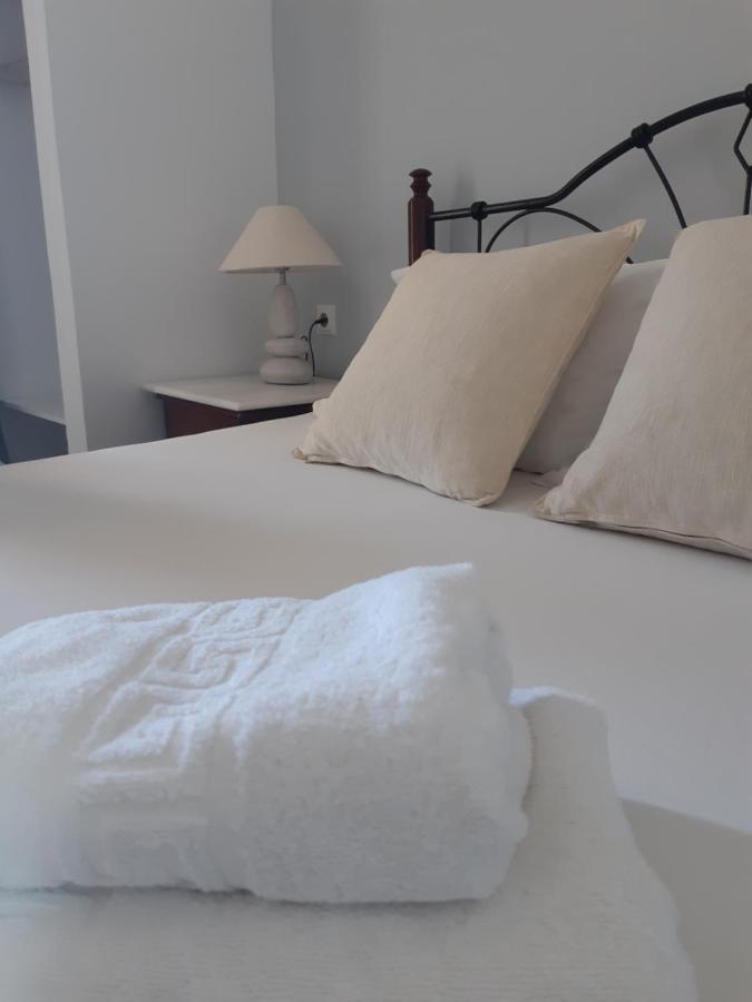 Emmanouela & Aparthotel