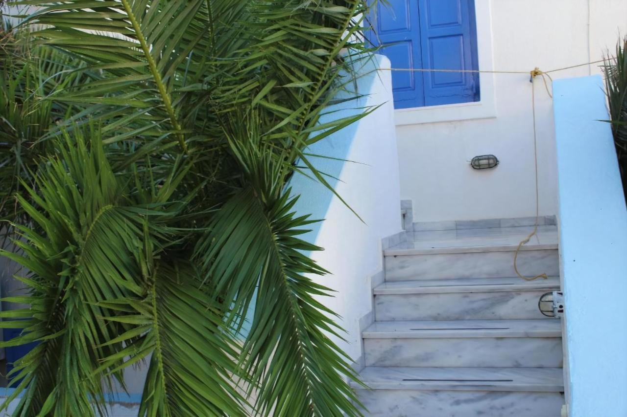 Studios Halaris Aparthotel Perissa (Santorini)