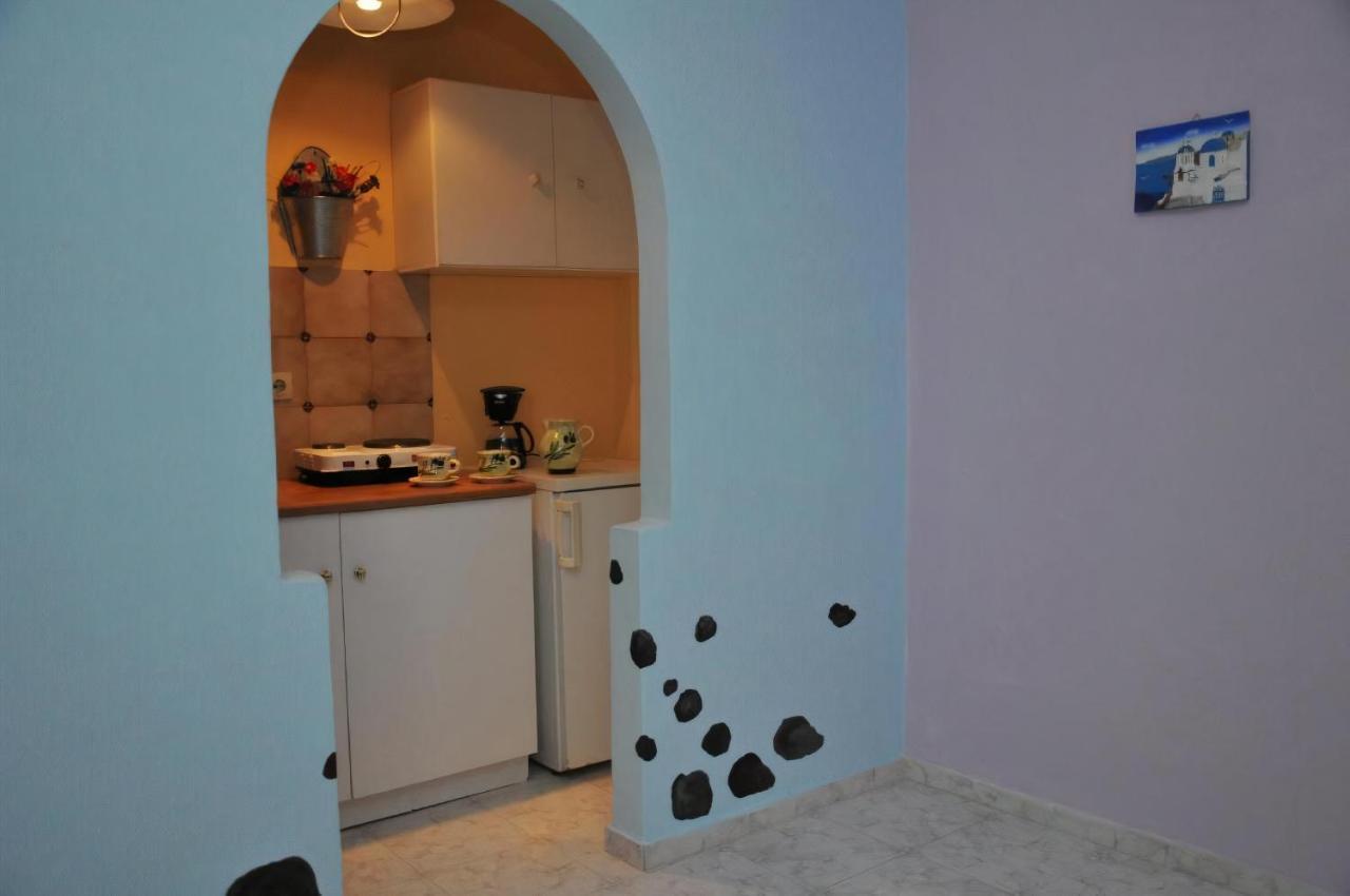 Aparthotel Studios Halaris Perissa (Santorini)