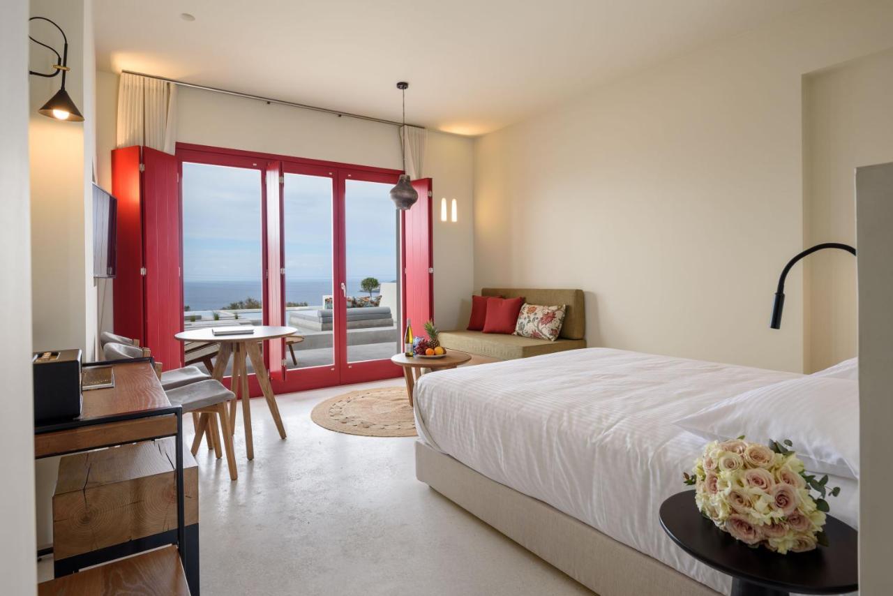 Potnia Theron Bed & Breakfast 3*