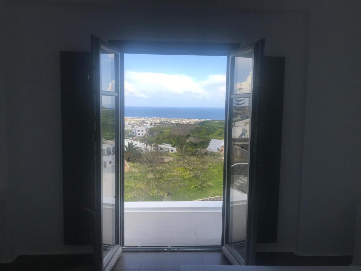 Aparthotel Amphitrite Santorini Vothon
