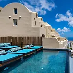 Skyfall Suites - Adults Only