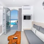 Oyster Luxury Suites
