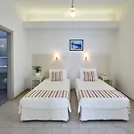 Nissos Thira