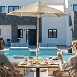 Onyx Hotel & Suites
