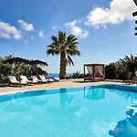 Aquaria Villa
