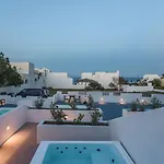 Voca Hotel & Suites