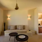 Elessa Hotel