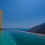 Elessa Hotel