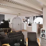 Rodakas Hotel