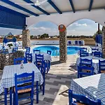 Honeymoon Beach Studios