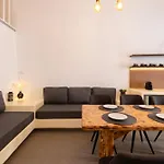 Captain\'S House Suites