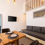 Captain\'S House Suites