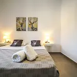Dream Santo Villa