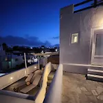 Thallos Cave House And Apartments