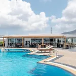 Smy Santorini Suites & Villas