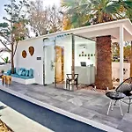 Amity Suites - Adults Only