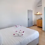 Hillside Elegance Suites