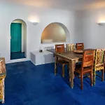 Nissia Beach Apartments & Suites