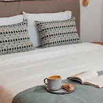 Platies Luxury Apartments Santorini