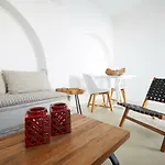 Antelmi Houses