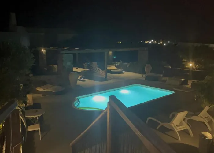 Sakas Residences