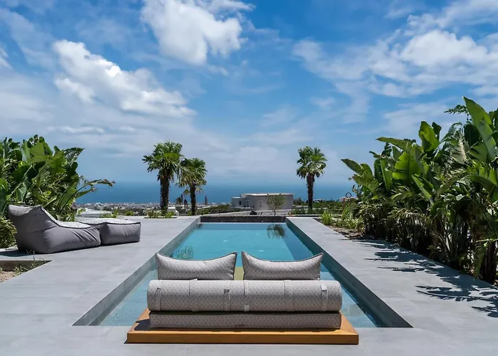 Numa Santorini