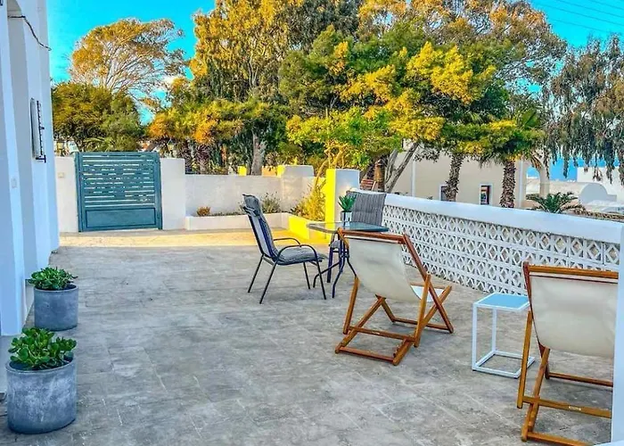 Dream Santo Villa