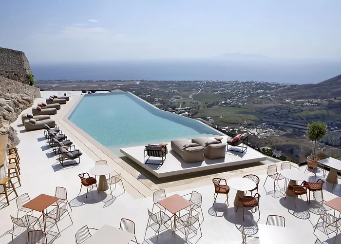 Elessa Hotel